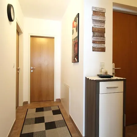 „Dahuam“ Appartement Imst Buitenkant foto
